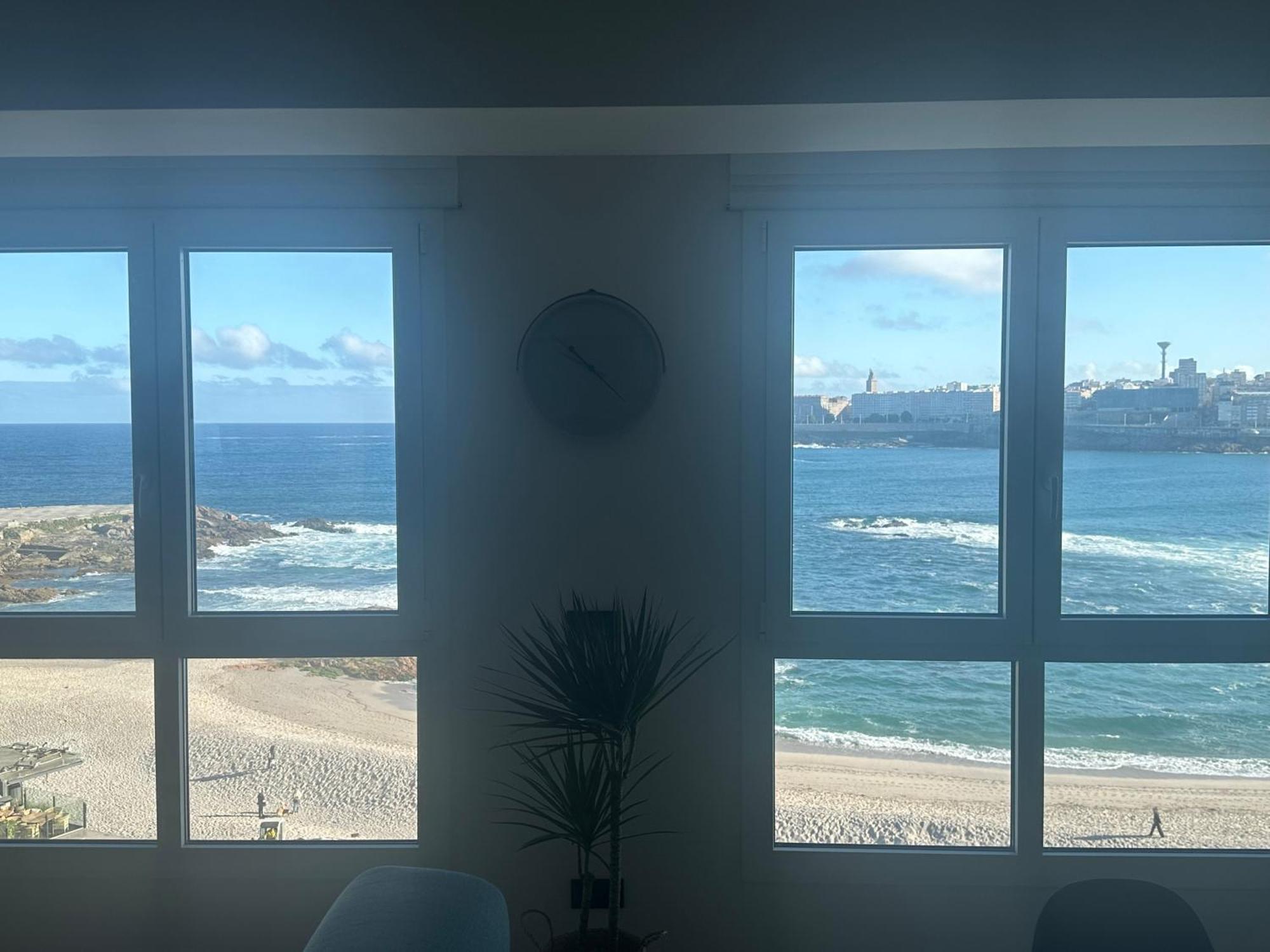 Piso Con Vistas A La Playa De Riazor Apartment A Coruna Exterior photo